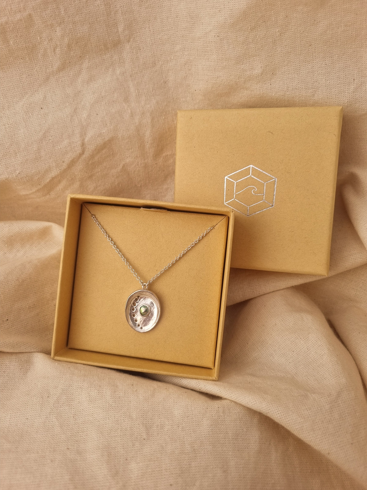 Pāua Pearl Tide Necklace - Sterling Silver