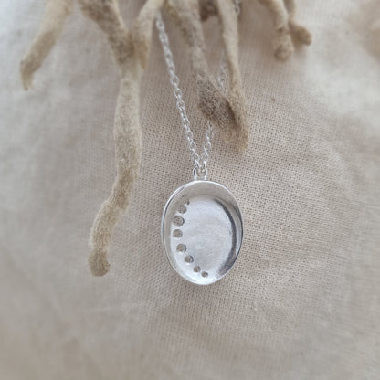 Pāua Tide Necklace - Sterling Silver